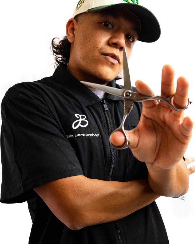 Gerson, barber at J’Bez.